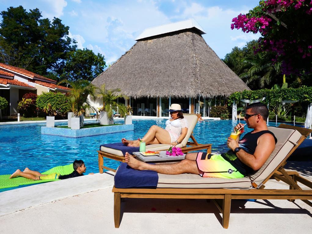 Seis Playas Hotel Tamarindo Exteriör bild